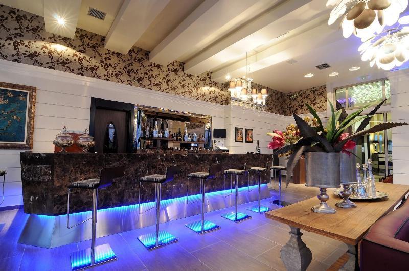 Park Hotel Катерини Екстериор снимка
